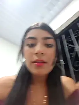 Sweed-virgin-pussy online show from April 15, 2026, 11:38 pm