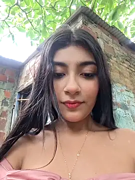 Sweed-virgin-pussy online show from May 14, 2026, 5:53 pm