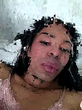 Cristina parisx online show from October 4, 2025, 12:58 pm