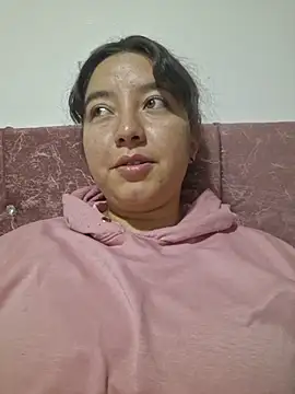 annyaparis online show from March 27, 2026, 1:11 am