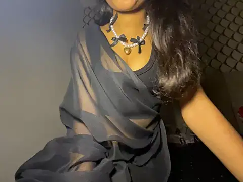 Snapshot of dubyzubygirl chatting on February 4, 2026, 7:31 pm dubyzubygirl online show from February 4, 2026, 7:31 pm