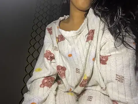 Snapshot of dubyzubygirl chatting on February 13, 2026, 8:05 pm dubyzubygirl online show from February 13, 2026, 8:05 pm