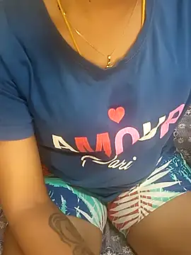 Snapshot of tamil_thaara03 chatting on October 24, 2025, 4:25 pm tamil thaara03 online show from October 24, 2025, 4:25 pm