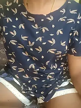 Snapshot of tamil_thaara03 chatting on October 31, 2025, 6:31 pm tamil thaara03 online show from October 31, 2025, 6:31 pm