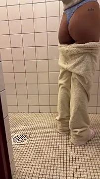 Snapshot of latingangsex chatting on February 27, 2026, 12:43 am latingangsex online show from February 27, 2026, 12:43 am