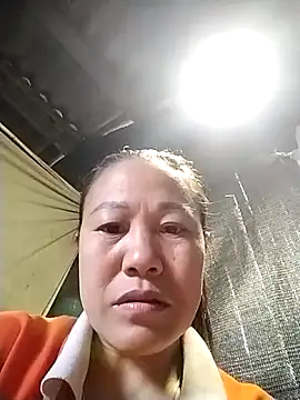 Snapshot of asakaka chatting on October 17, 2025, 12:01 am asakaka online show from October 17, 2025, 12:01 am