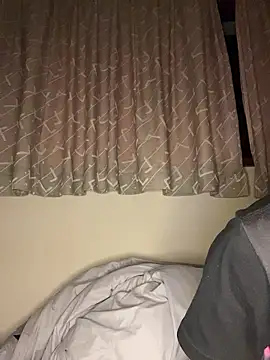 kumatan3434 online show from November 10, 2025, 12:26 pm