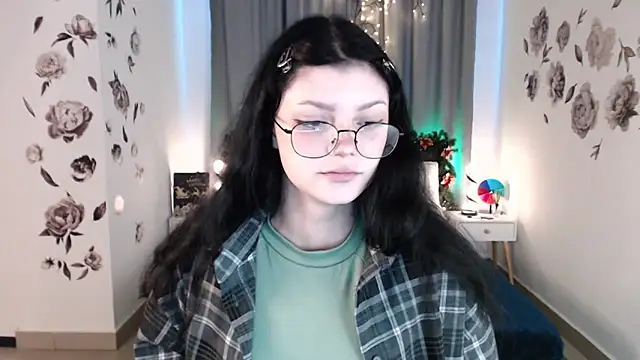 MileyRood online show from December 15, 2025, 11:20 pm