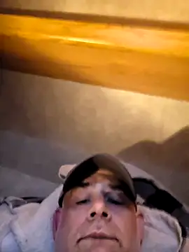 DeeBestEver online show from October 8, 2025, 3:53 pm