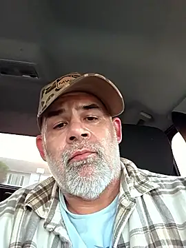 DeeBestEver online show from April 3, 2026, 2:04 pm