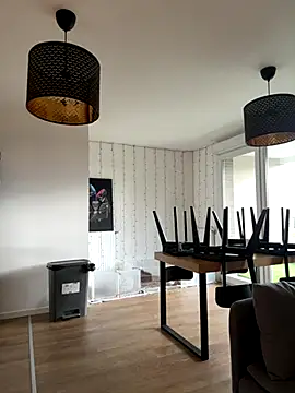 LaPetiteKim online show from October 28, 2025, 8:51 am