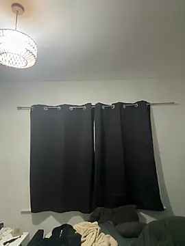 Snapshot of Victoria6989 chatting on February 4, 2026, 1:28 pm Victoria6989 online show from February 4, 2026, 1:28 pm