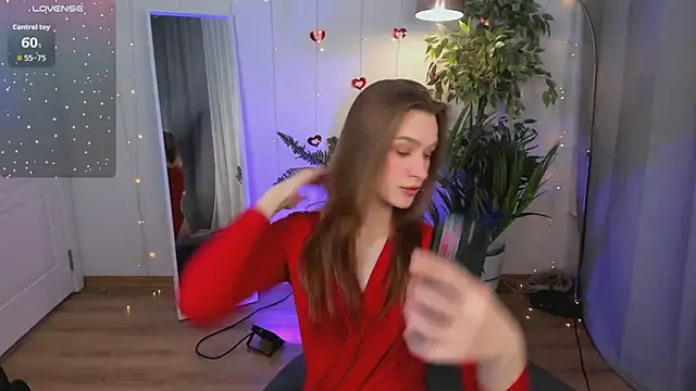 Snapshot of PollyMayer chatting on February 10, 2026, 8:57 pm PollyMayer online show from February 10, 2026, 8:57 pm