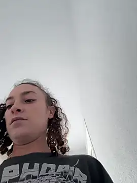 Martyca Beee online show from March 21, 2026, 4:10 pm