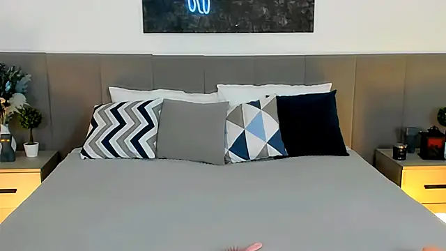 SugarWhisper online show from February 20, 2026, 3:23 pm