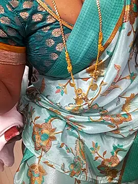 Tamil Ammani online show from January 7, 2026, 10:51 am