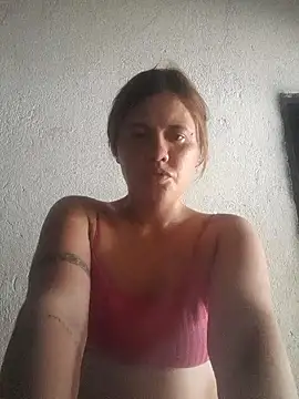 Snapshot of amarlys15 chatting on October 3, 2025, 7:33 pm amarlys15 online show from October 3, 2025, 7:33 pm