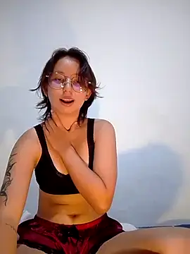 Klaret Toy online show from March 2, 2026, 8:37 pm