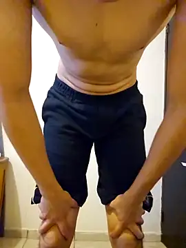 Snapshot of Sasu88_2 chatting on October 12, 2025, 8:52 pm Sasu88 2 online show from October 12, 2025, 8:52 pm