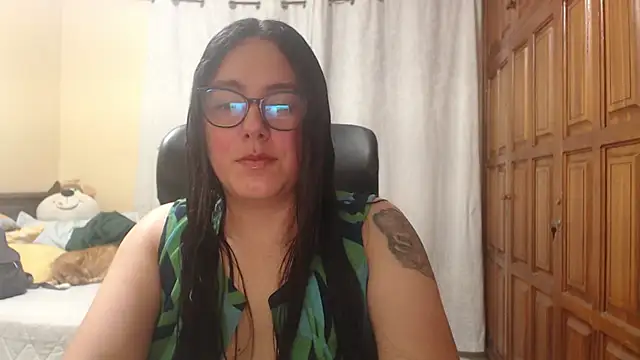 Venus cat  online show from May 1, 2026, 11:31 pm