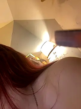 Snapshot of Samantacooper1 chatting on October 30, 2025, 8:16 am Samantacooper1 online show from October 30, 2025, 8:16 am