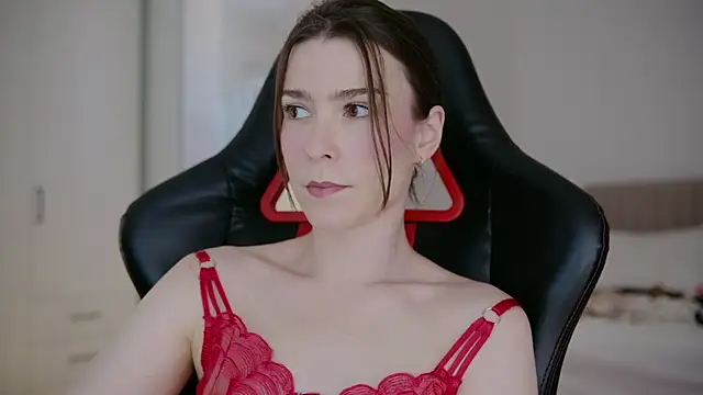 WowHelloAlice online show from April 25, 2026, 5:32 am