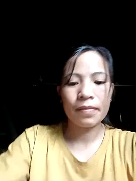 Snapshot of -Lauren- chatting on October 6, 2025, 11:57 pm -Lauren- online show from October 6, 2025, 11:57 pm