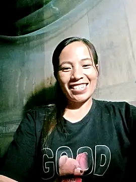 Snapshot of -Lauren- chatting on October 14, 2025, 12:28 pm -Lauren- online show from October 14, 2025, 12:28 pm