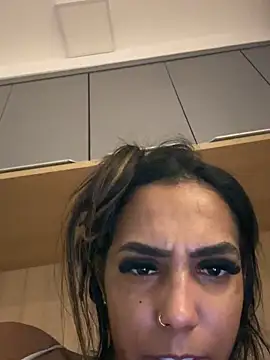 Snapshot of Bru-Zampolli09 chatting on October 6, 2025, 3:37 am Bru-Zampolli09 online show from October 6, 2025, 3:37 am