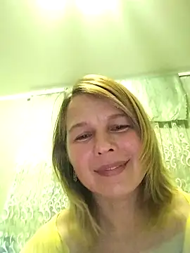 Snapshot of Masha412111 chatting on February 3, 2026, 8:36 pm Masha412111 online show from February 3, 2026, 8:36 pm