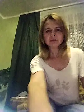 Snapshot of Masha412111 chatting on February 23, 2026, 7:44 pm Masha412111 online show from February 23, 2026, 7:44 pm