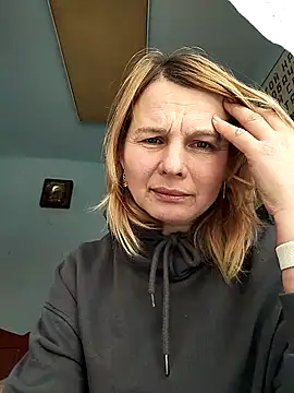 Snapshot of Masha412111 chatting on February 24, 2026, 10:35 am Masha412111 online show from February 24, 2026, 10:35 am