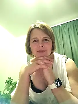 Snapshot of Masha412111 chatting on March 4, 2026, 7:53 pm Masha412111 online show from March 4, 2026, 7:53 pm