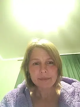 Masha412111 online show from June 2, 2026, 9:06 pm