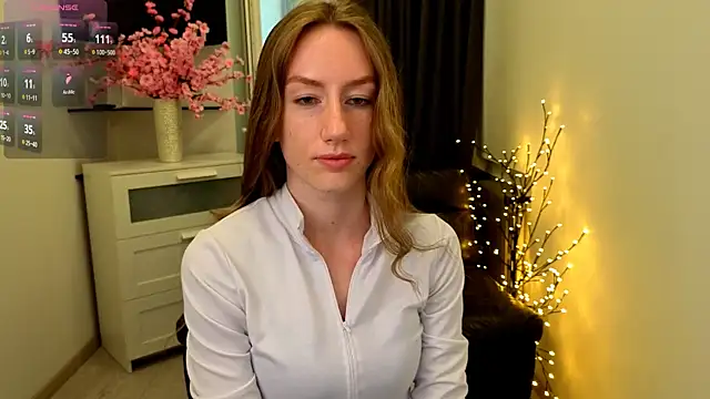 Snapshot of GoldenRose_ chatting on April 23, 2026, 12:40 pm GoldenRose online show from April 23, 2026, 12:40 pm