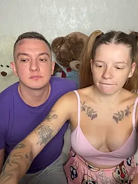 Snapshot of sweet___bunnies chatting on October 2, 2025, 6:53 am sweet bunnies online show from October 2, 2025, 6:53 am