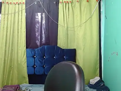 Ebony luna online show from March 19, 2026, 1:04 pm