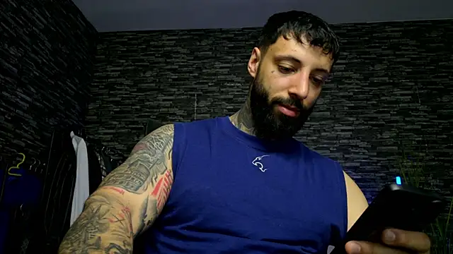 MasculineGuy99 online show from May 15, 2026, 8:38 pm