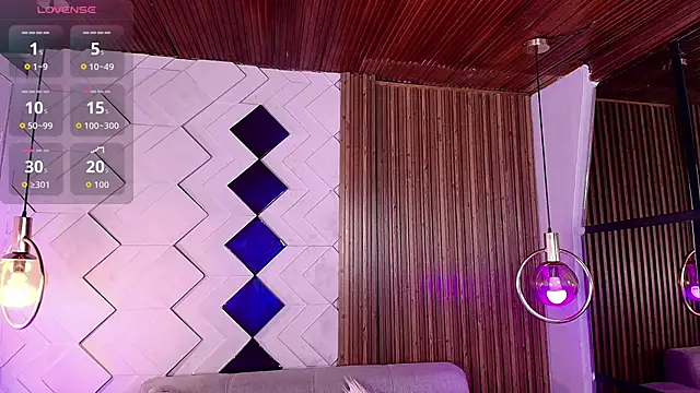 Matti sofia  online show from November 4, 2025, 7:02 pm