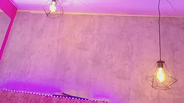 Snapshot of Mia_lopez_1 chatting on May 30, 2026, 8:11 am Mia lopez 1 online show from May 30, 2026, 8:11 am