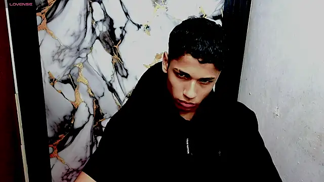 Im david02 online show from February 28, 2026, 3:51 am