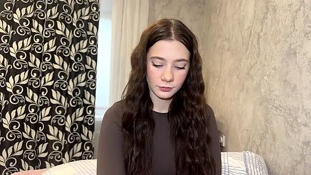 Snapshot of KarrySerrs chatting on October 11, 2025, 12:26 pm KarrySerrs online show from October 11, 2025, 12:26 pm