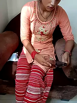 Snapshot of Pinki_baby299 chatting on October 3, 2025, 4:20 am Pinki baby299 online show from October 3, 2025, 4:20 am