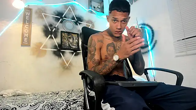 The boy dreams1 online show from October 6, 2025, 2:31 am