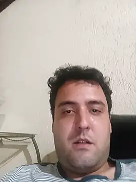 vitinhobb2 online show from October 24, 2025, 10:17 pm