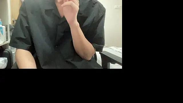 16hornydog online show from October 4, 2025, 4:38 pm