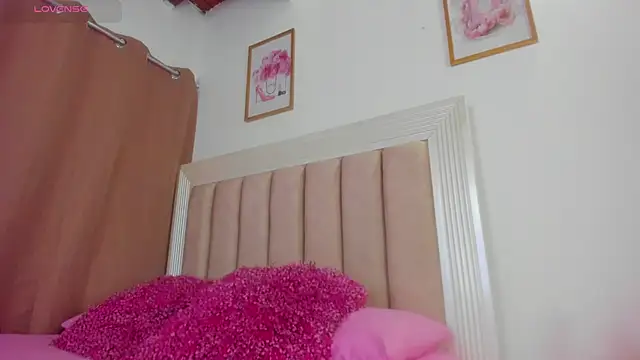 fabianacutee online show from May 16, 2026, 12:07 am