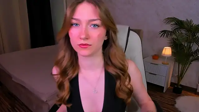 AngelAnabelle online show from November 6, 2025, 8:43 pm