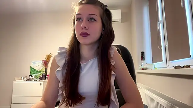 Nayra flash online show from November 21, 2025, 10:25 am