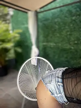 ArieliciousXXX online show from January 16, 2026, 1:04 pm